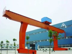 <b>L型龙门吊的跨度设计如何影响其稳定性和承载能</b>