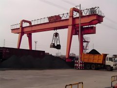 <b>广西梧州抓斗龙门吊抓料稳吗散货吊运不撒漏吗</b>