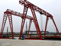 大跨度梁场施工该选用哪